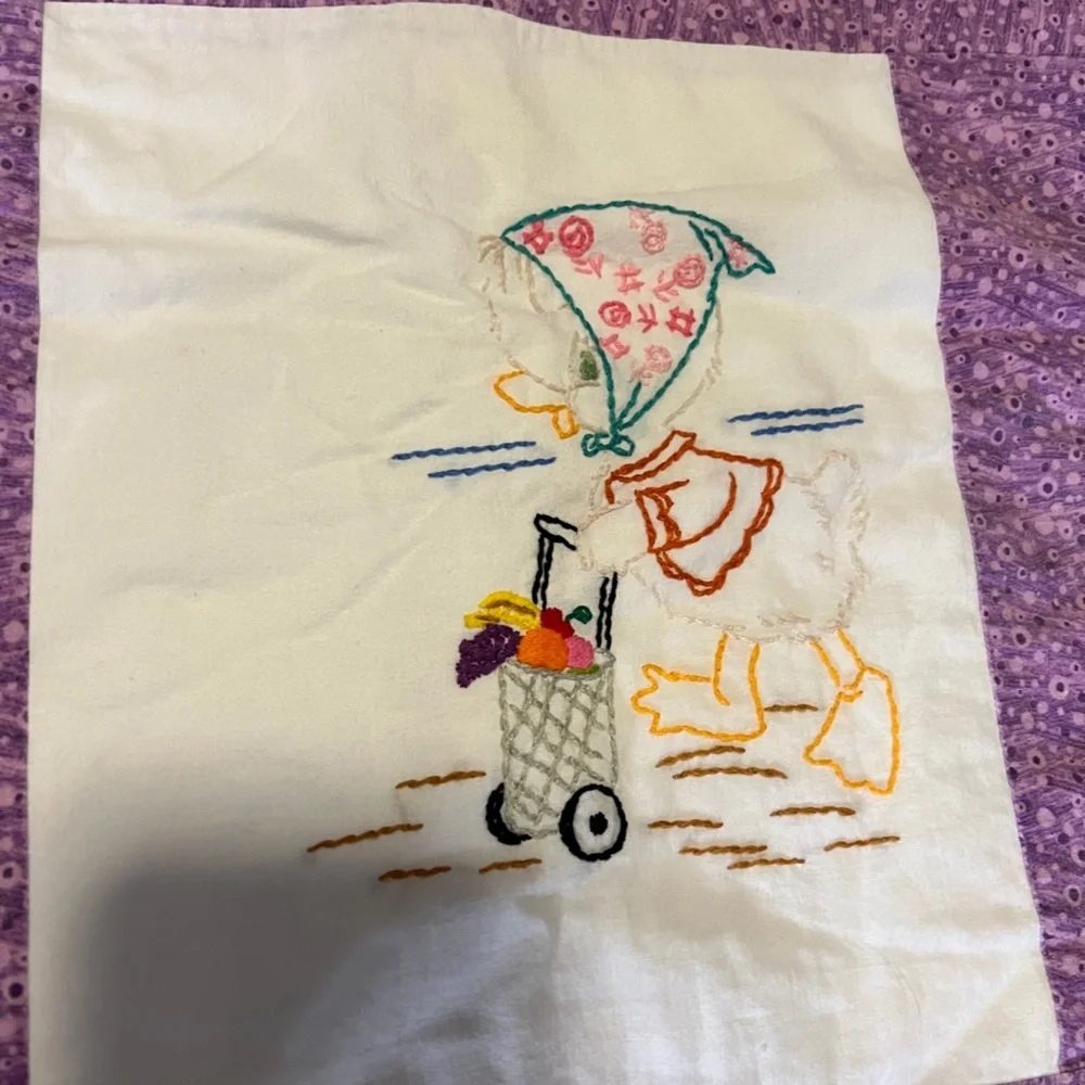Handmade purple embroidered duck Quilt